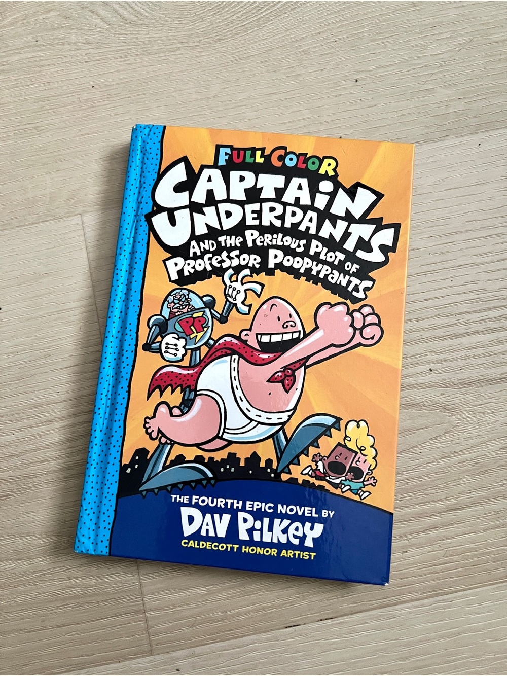 CAPTAIN UNDERPANTS HARDCOVER CHILDREN'S BOOK